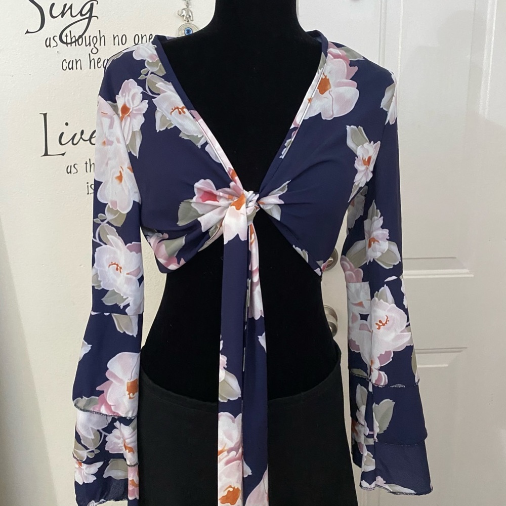 Boho Gypsy Blue Floral Crop Top Bell Sleeve Knot
